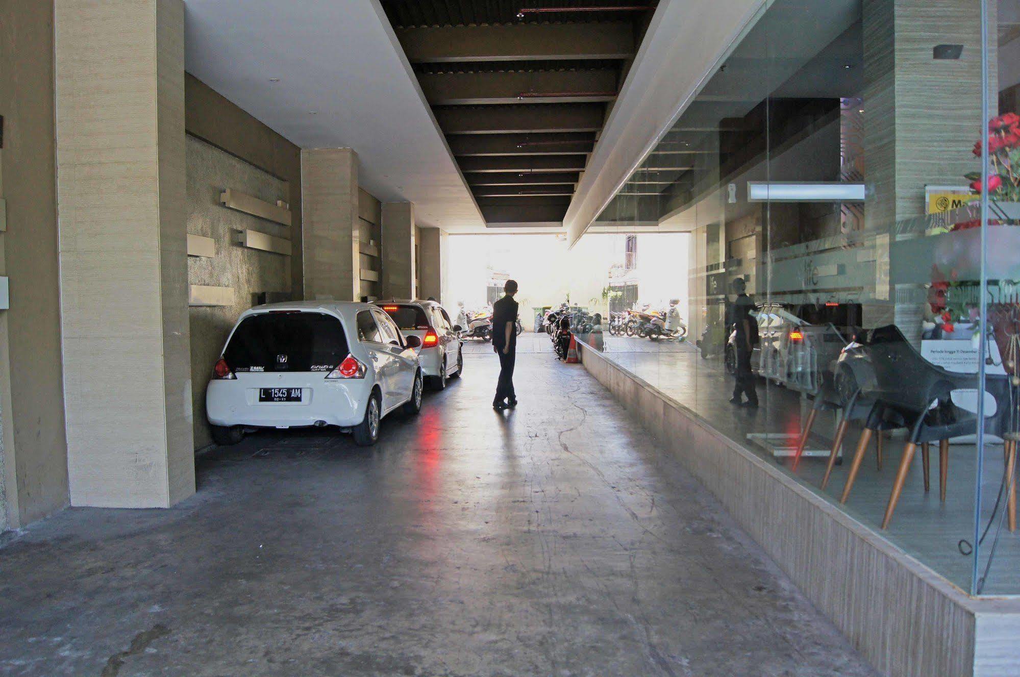 The Life Hotels City Center Surabaia Exterior foto